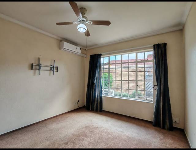 3 BEDROOM TOWNHOUSE FOR SALE IN THREE RIVERS